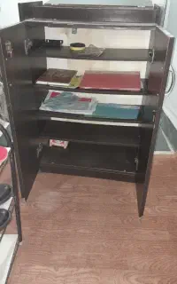 جاکفشی چوبی