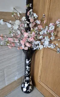گل و گلدان