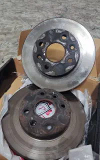 دیسک ترمز و لنت ترمز جلو کوییک/کارکرده