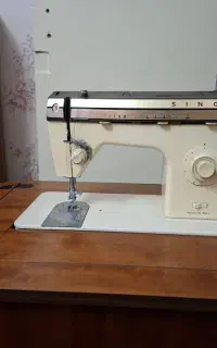 چرخ خیاطی حرفه ای