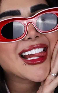 کامپوزیت دندان / ایمپلنت / لمینت دندانپزشکی