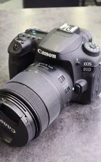 Canon 90D kit 18/135 usm