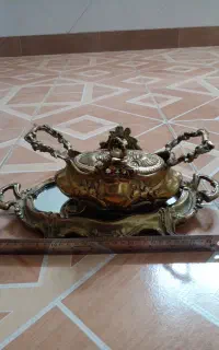 تعدادی وسایل برنجی