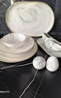 سرویس چینی غذاخوری ۶ نفره(مناسب جهیزیه)