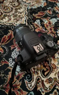 دوربین کنون 700D