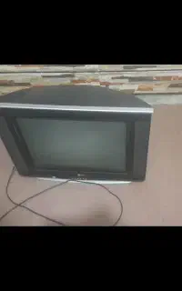 سلام تلویزون سالم بفروش‌میرسد