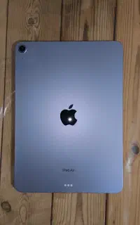 گوشی Poco x6 pro و iPad air 5