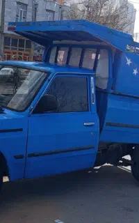 نیسان مدل ۸۹