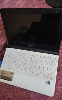 مینی لبتاب msi.مدل u180.اتم. نسل۳.السیدی شکسته