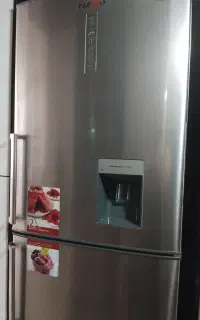 یخچال و فریزر التتو