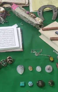 سنگهای موکل وپرخاصیت د عا دار سر کتاب