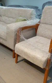 مبل  فوق راحتی آسو چوبی موجود شد