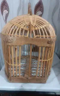 قفس چوبی