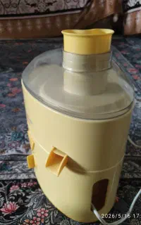 آبمیوه گیری کاملا سالم