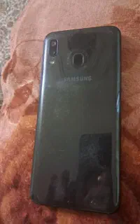 گوشی سامسونگ A20