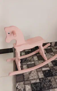 راکر اسب کودک چوبی