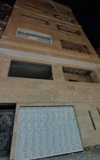 آپارتمان کلید اول طبقه ی سوم دانش اموز۷