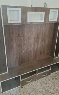 میز تلویزیون دیواری