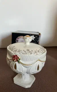 شکلات خوری