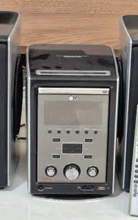 ضبط LG در حد نو فلش خور و DVD  و Aux