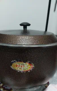 تعدادی ظروف قدیمی