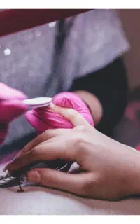 نیاز به همکاری در سالن زیبایی