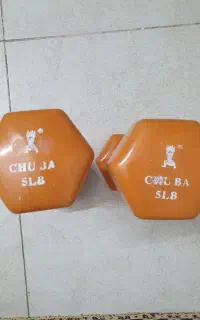 دمبل ۵ کیلوئی