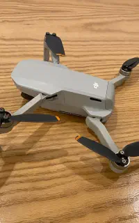 هلی شات مینی ۲ dji