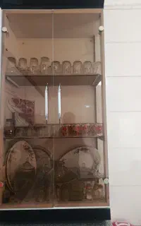 یک عدد بوفه یک عدد هود و یک عدد سینگ
