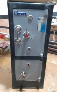 گاوصندوق  سالم وتمیز
