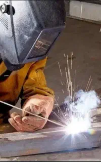 جویای کار جوشکار