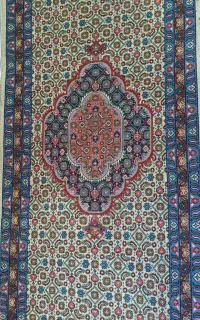 فرش دستباف در اندازه ۳متر در ۸۵ سانت