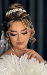 میکاپ شنیون ۱۲۰۰بامژه وپذیرش دستیاری میکاپ وشنیون