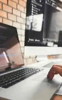 طراحی سایت اپلیکشن برنامه ویندوز