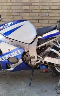 سوزوکی gsxr 1000