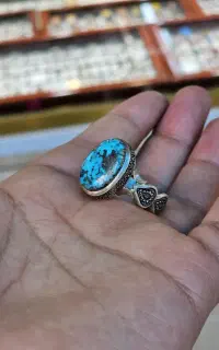 انگشتر فیروزه نشابوری
