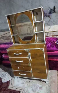میز آرایشی