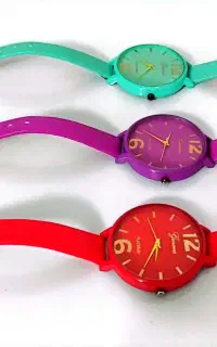 ساعت مچی دختران.زنانه.نو