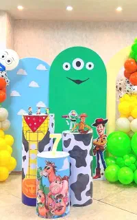 بادکنک‌آرایی‌تولد،گل‌آرایی‌بله‌برون