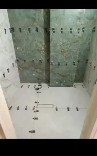 نصب کاشی سرامیک اسلب بین کابینتی کاشیکار