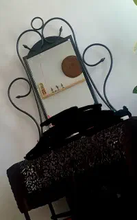 میز آرایش فلزی فر فورژه محکم