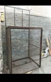 قفس مرغ یا اتاق  سه چرخ