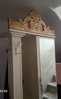 جاکفشی و چوب لباسی