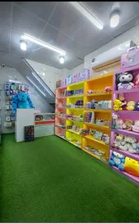 فروشنده خانم