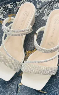 کفش پاشنه بلند مجلسی