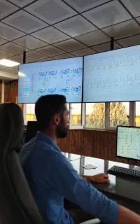 خدمات برق صنعتی
