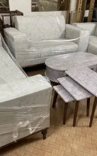 مبل.    هانیه