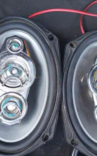 باند خربزه ای j.b.c
