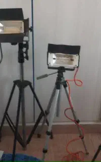 پایه دوربین و پایه همراه پرژکتور