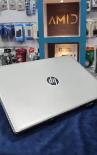لپ تاپHP i7 سیم کارت فعال برای اداری دانشجویی